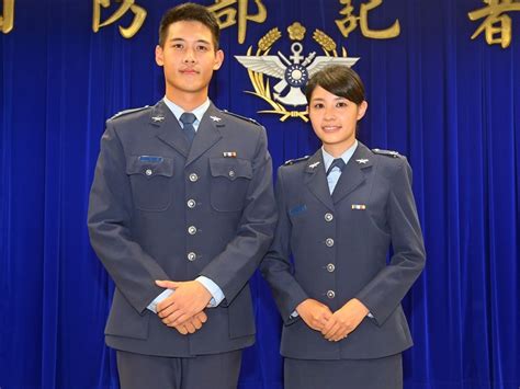 方棱溶|曾任空軍形象大使方棱溶去世 享年31歲 